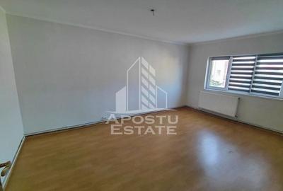 Apartament cu 2 camere, decomandat, centrala proprie,zona Soarelui - 1