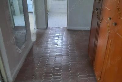 Inchiriez apartament 2 camere - 4