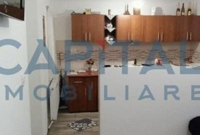 Constructie cu 3 apartamente + teren+ 2 spatii comerciale - 5