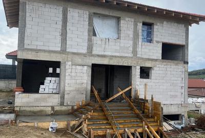 Casă cu 4 camere în Chinteni - 2