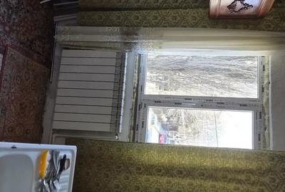 Apartament cu 3 camere semidecomandat în Central - 5
