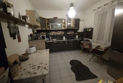 De vanzare vila individuala, central-Sabareni - 4