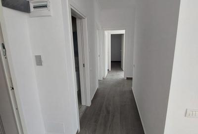 Spațiu comercial, de 100 mp, în Capitol - 4