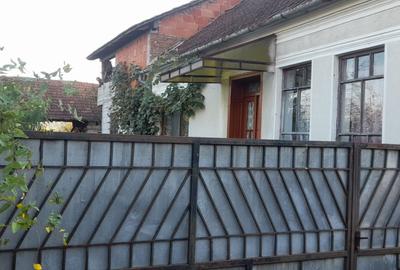 Casă cu 4 camere în Central - 5