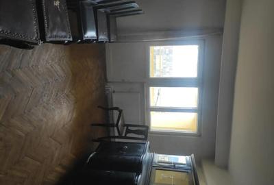 Apartament cu 3 camere decomandat în Decebal - 12