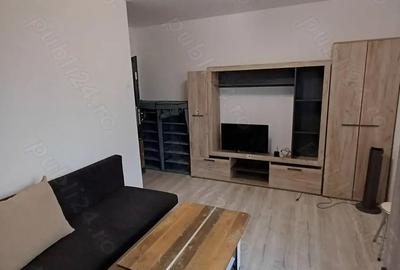 Garsonieră decomandată în Central - 7