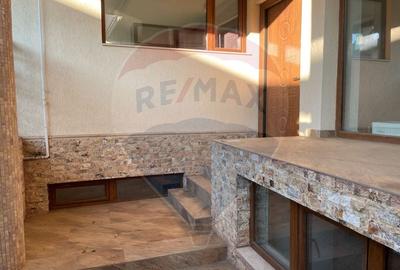 Casa / Vila de inchiriat pretabila pt Spatiu birou sau alte ativitati - 15