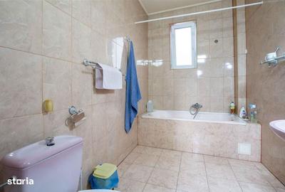 Casă cu 4 camere cu Teren 150 Mp în Central - 6