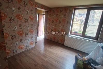 Casă individuală cu 4 camere cu Teren 160 Mp în 13 Septembrie - 7