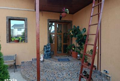 Casă cu 8 camere cu Teren 500 Mp în Cazasu - 10