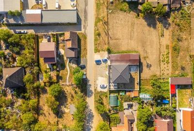 Casă cu 5 camere cu Canalizare în Funcționarilor - 8