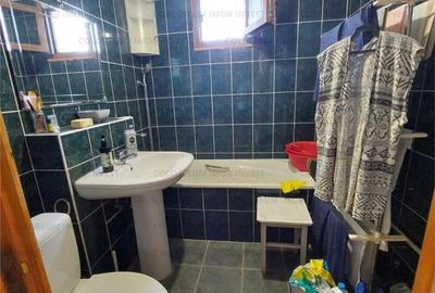 Apartament 4 camere, decomandat - zona Tractorul Apartament 4 camere, decomandat - zona Tractorul - 6