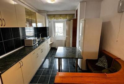 Apartament cu 3 camere decomandat, mobilat în Tomis III - 8