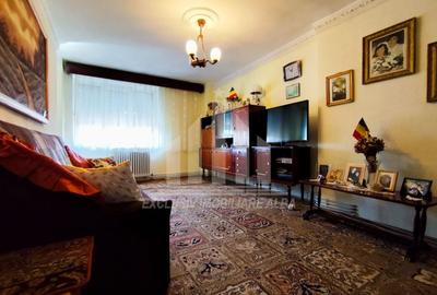 Apartament cu 4 camere decomandat, mobilat în Central - 2