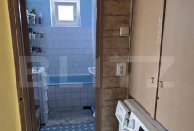 Apartament de vanzare, cu 4 camere, 4 balcoane, 75 mp, zona - 7