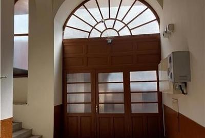 Pret redus! Apartament elegant, in centrul istoric! - 18