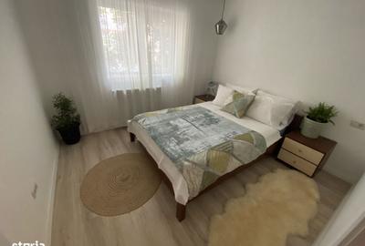 Apartament cu 4 camere decomandat în Central - 2