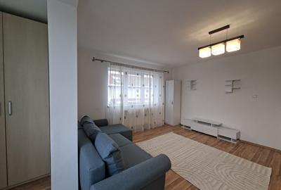 Apartament cu 3 camere semidecomandat, mobilat în Șelimbăr - 2