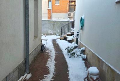 Reședință de excepție în centrul orașului, la câteva minute de mare - 14