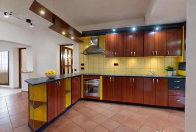 Spațiu comercial, de 293 mp, în Centrul Civic