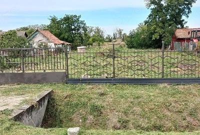 Teren de 1750 mp, în Central - 1