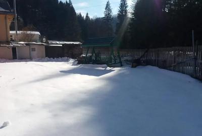 Casă cu 5 camere cu Teren 550 Mp în Lepșa - 1