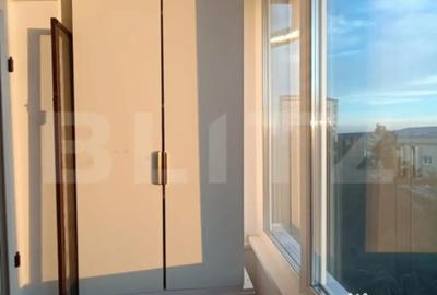 Apartament cu 3 camere semidecomandat în Central