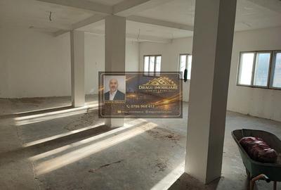 Spațiu comercial, de 160 mp, în Central - 2