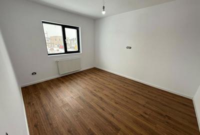 Casă cu 6 camere cu Teren 420 Mp în Domnești - 8