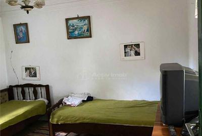 Casă cu 3 camere cu Teren 3600 Mp în Ulmi - 5