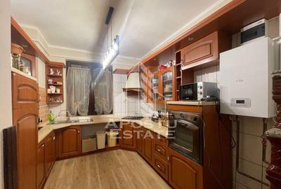 Vila tip duplex, P+1E+M, Poiana Marului - 4