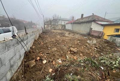 Teren de 182 mp, în Central - 1