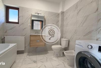 Casă cu 4 camere cu Teren 200 Mp în Tractorul - 5