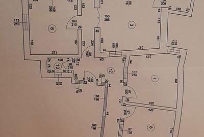 Casă cu 5 camere cu Teren 250 Mp în Central