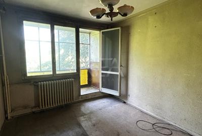 Apartament cu 3 camere semidecomandat în Rahova - 6