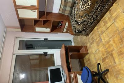 Apartament 3 camere - Foc?ani Sud- etaj 4 55 mp - 2