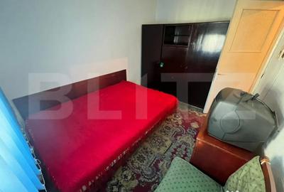 Apartament cu 4 camere semidecomandat, mobilat în Micro 8 - 16