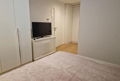 Apartament cu 3 camere semidecomandat în Aviației