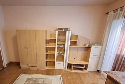 Apartament 2 camere | Etaj 1/4 | Zona Tractorul | Pret 90.000 Euro | - 5