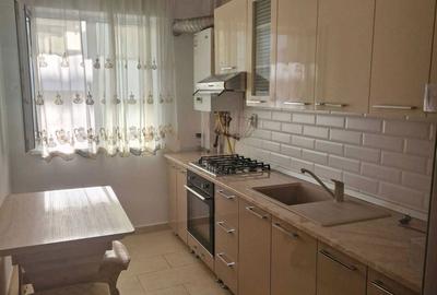 Apartament cu 2 camere decomandat în Cug - 2