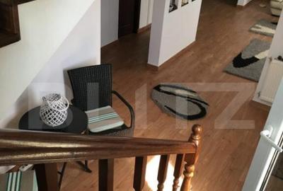 Casă cu 4 camere cu Teren 1000 Mp în Mărtinești