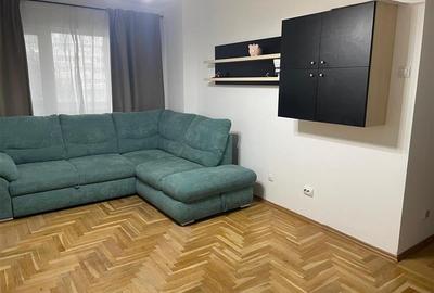 Apartament cu 3 camere decomandat, mobilat în Lujerului