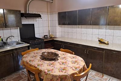 CASA DE VANZARE IN HD - 15