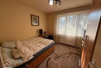 Apartament cu 3 camere semidecomandat în Central - 3