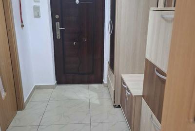 Apartament cu 2 camere semidecomandat în Central - 1