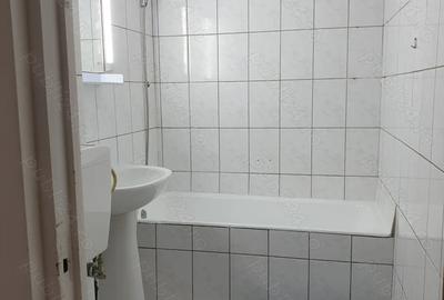Proprietar inchiriez ap 2 camere drumul taberei metrou Favorit - 5