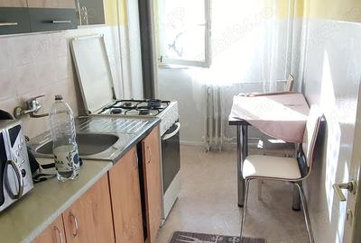 Garsonieră decomandată în Central - 2