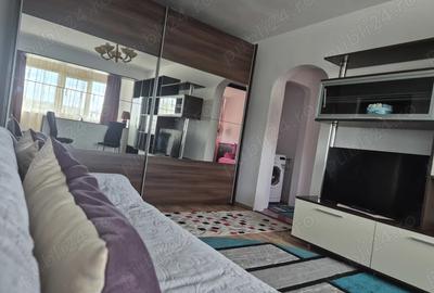 Apartament 2 camere de inchiriat P?a Nicolina, Blv N. Iorga 420euro neg - 7