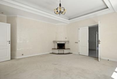 Casă cu 10 camere cu Canalizare în P-ța Romană - 7