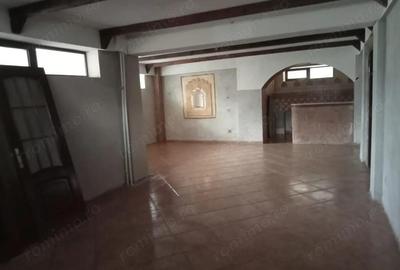 Casa perfecta pentru tine ?i afacerea ta zona Casa Sindicatelor! - 16